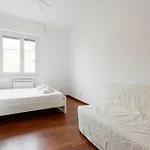 Lorenteggio Gelsomini Cozy Apartment